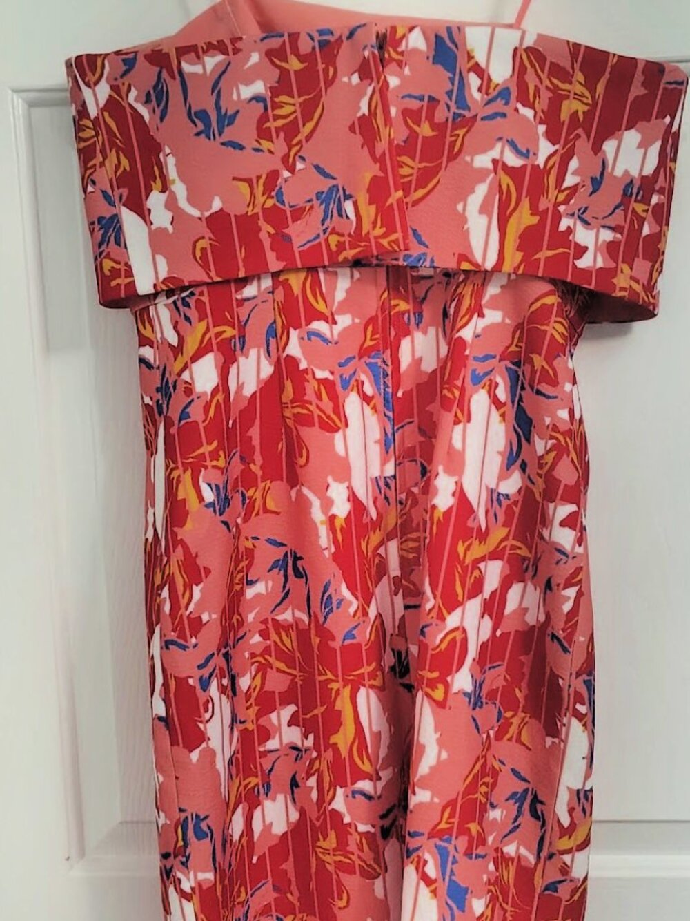 C/MEO Collective Entice Floral Midi Dress Size M